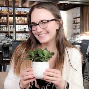 Meet your Posher, Elizabeth